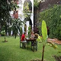 Frontera Hotel